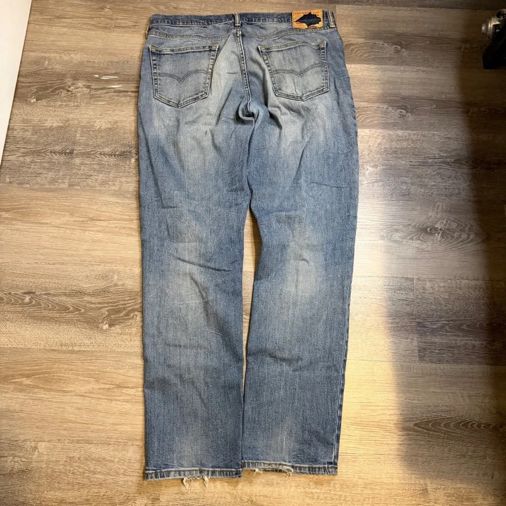 Levis 541 Athletic Taper Jeans Light Wash Blue Distressed Mens 34x34 Denim